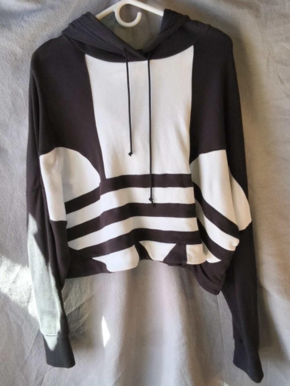Adidas Blk&Whte Baggy Urban Cropped Striped Hoodie W Lg Logo #stwear #schooldaze